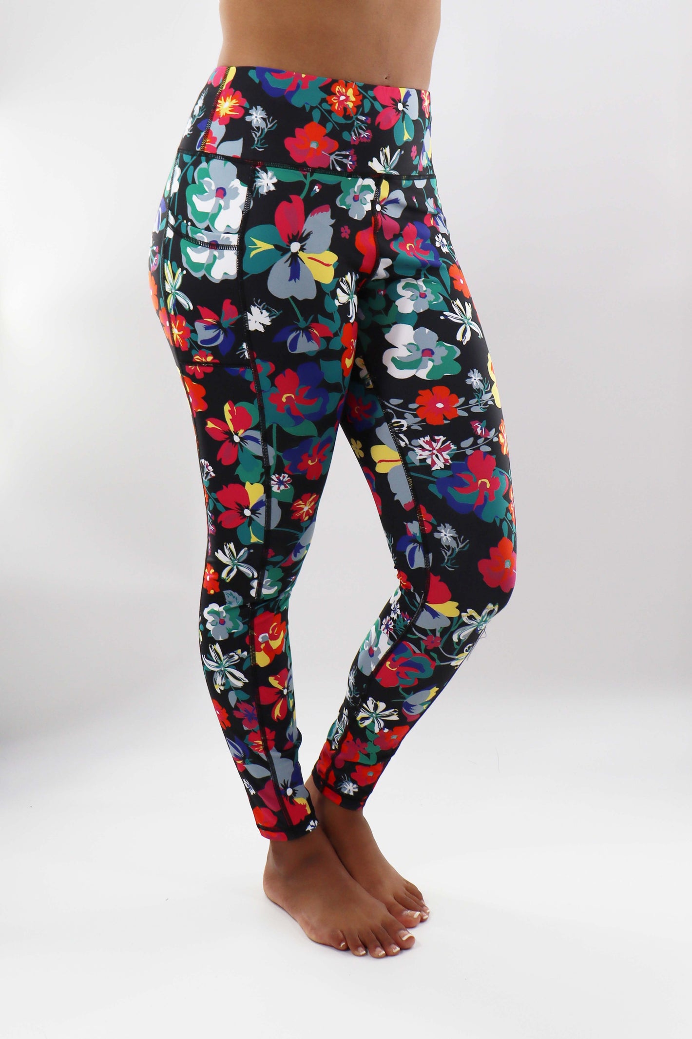 4211 - The Bend Perfect Pocket Legging -  Fun Florals